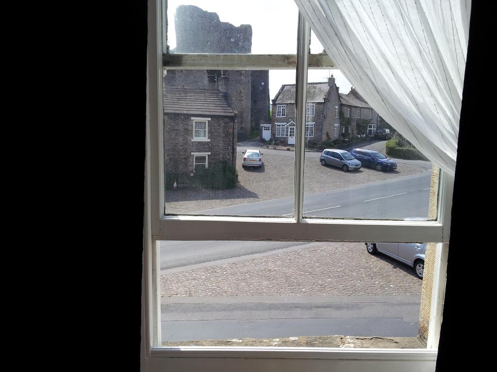 Bed and Breakfast The Priory Middleham Esterno foto